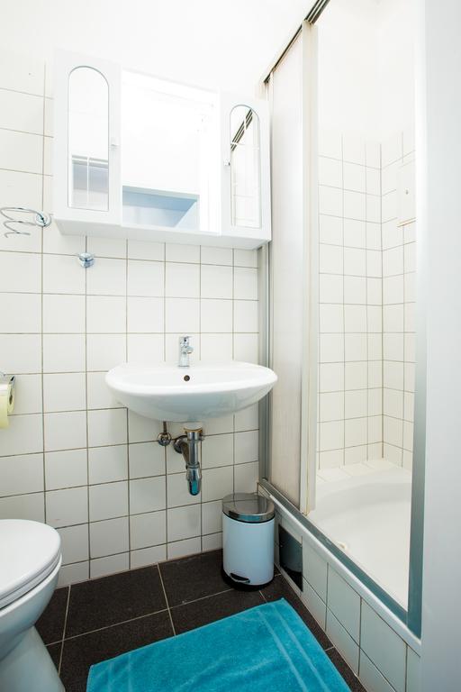 Holiday & Business Apartments 1160 ウィーン エクステリア 写真