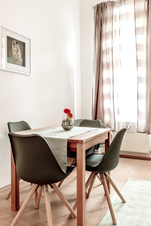 Holiday & Business Apartments 1160 ウィーン エクステリア 写真